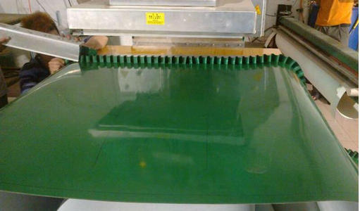 高周波熱封機(jī)和熱合機(jī)的價(jià)格哪個(gè)便宜？